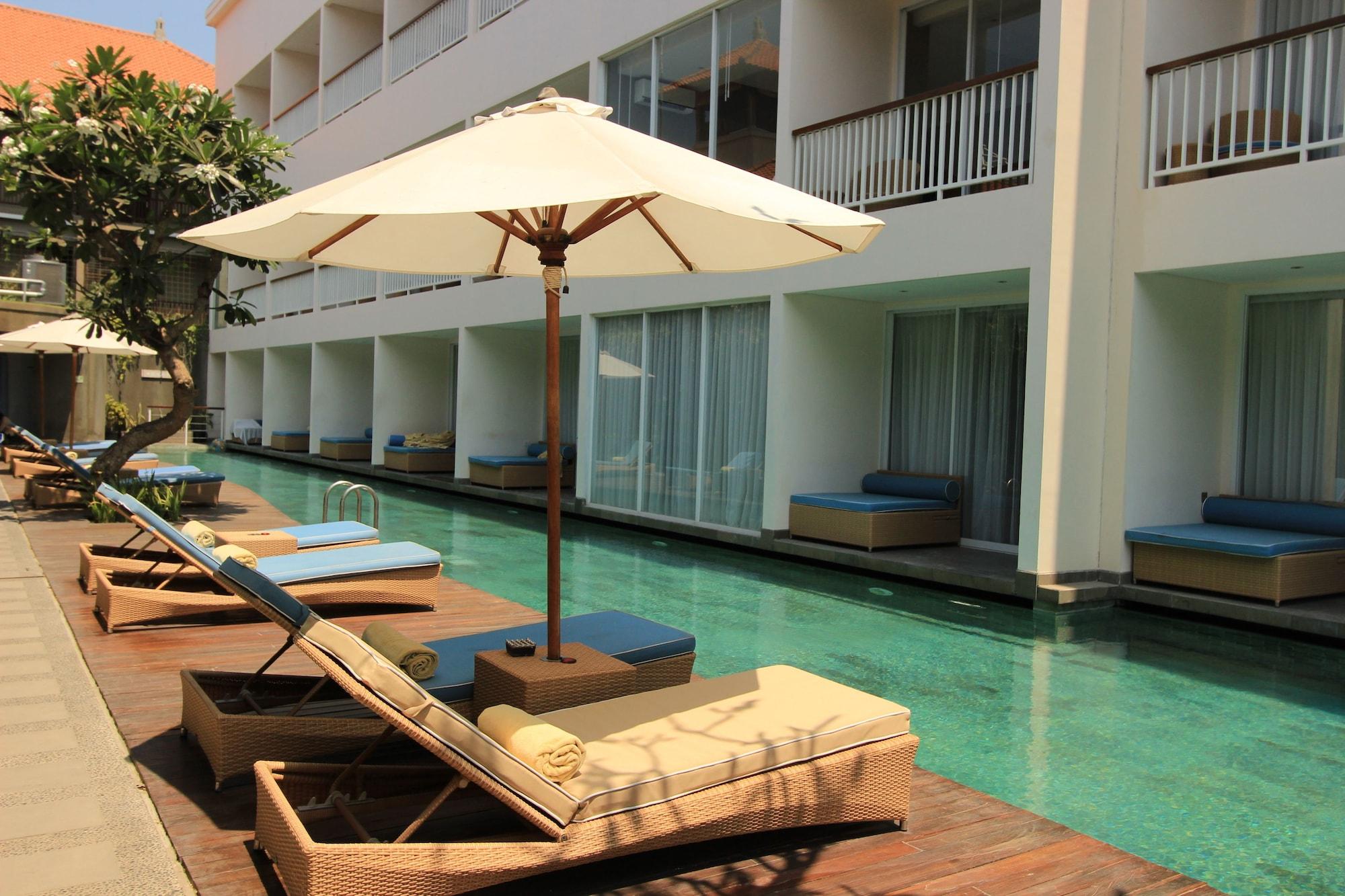 Ossotel Legian Exteriör bild