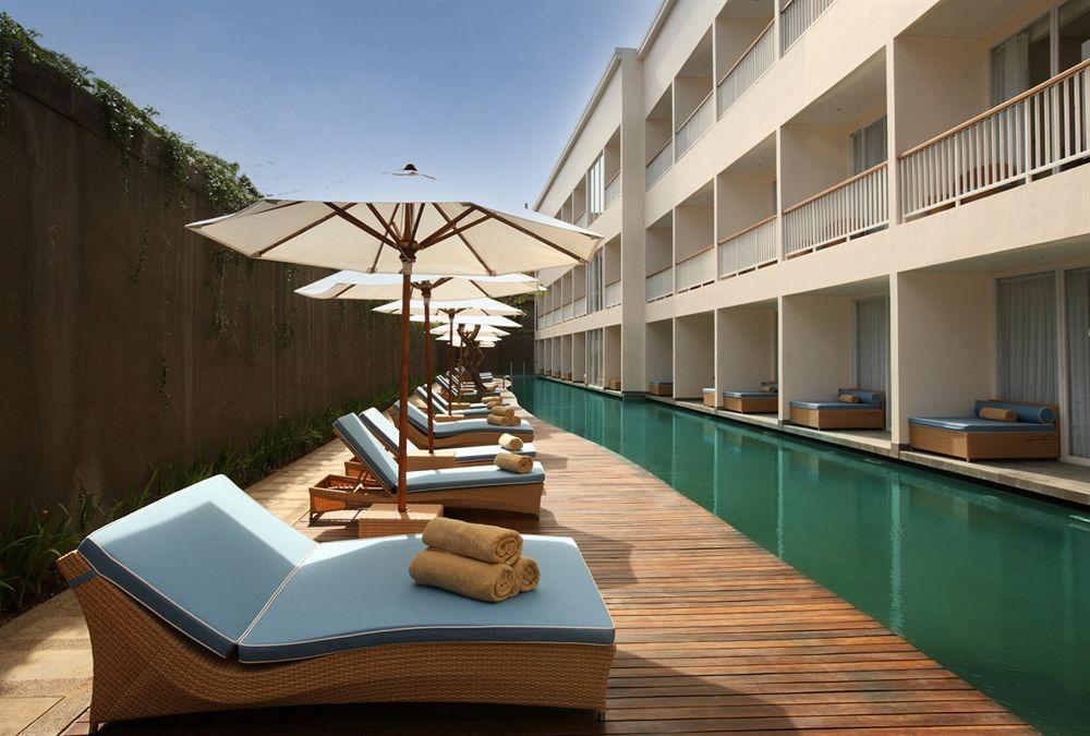 Ossotel Legian Exteriör bild